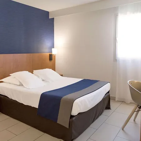 호텔 Western Amiraute 4*