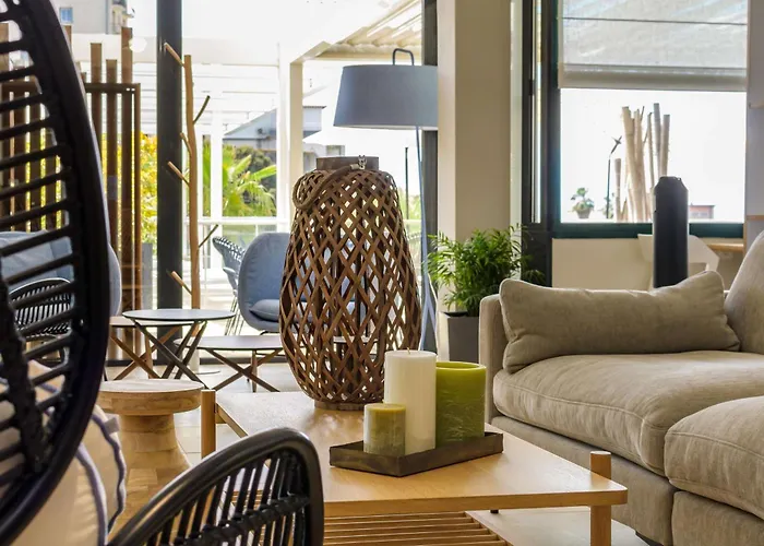 Western Amiraute Hotel 4*