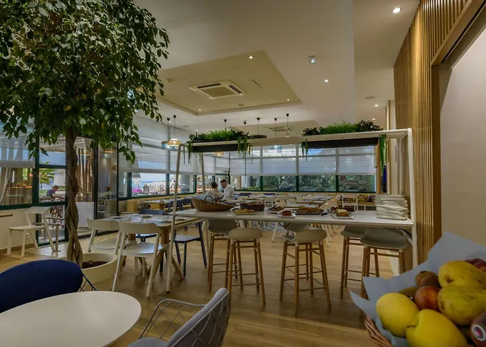 Western Amirauté 4* Ajaccio (Corsica)