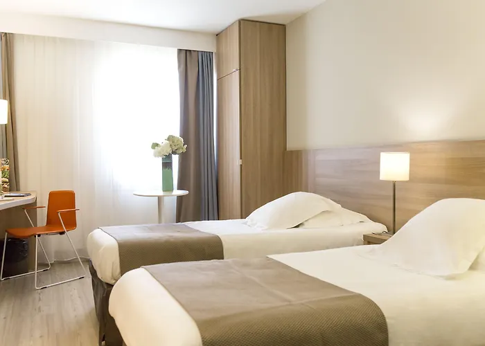 Hotel Western Amirauté 4*