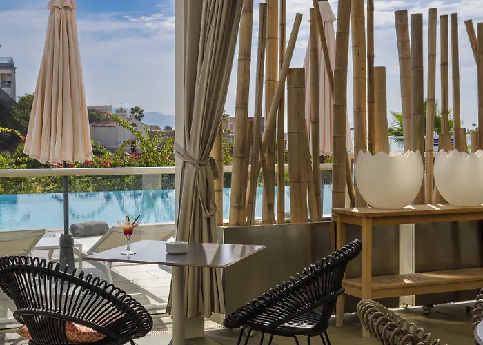 Western Amiraute Hotel 4*